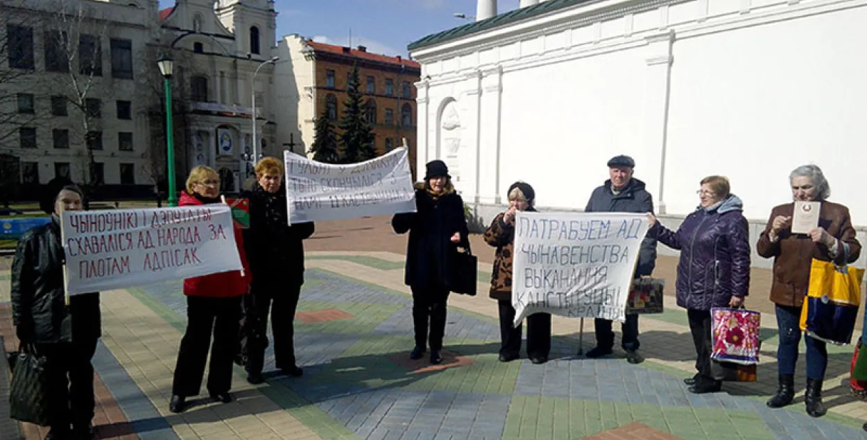 Бабруйскую пенсіянерку, якая крытыкавала чыноўнікаў, аштрафавалі на дзве пенсіі