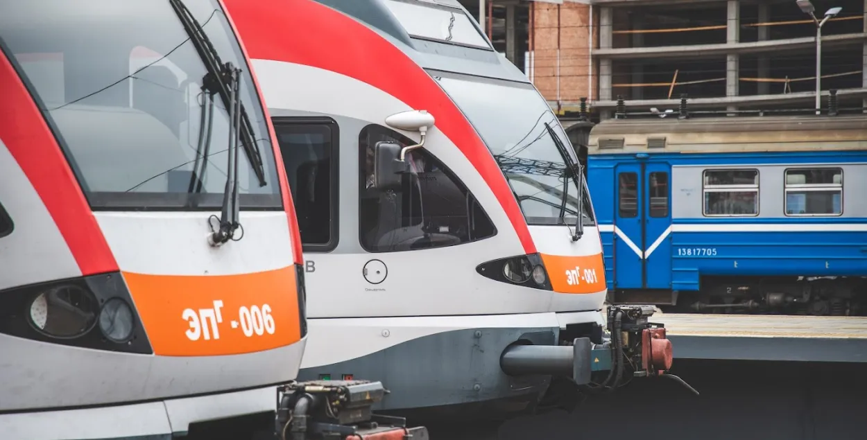 Поезда "Штадлер"
