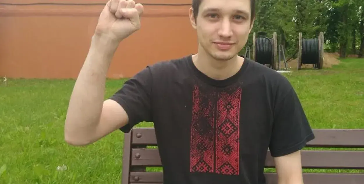 Анархист Дмитрий Полиенко вышел на свободу после 15 суток заключения