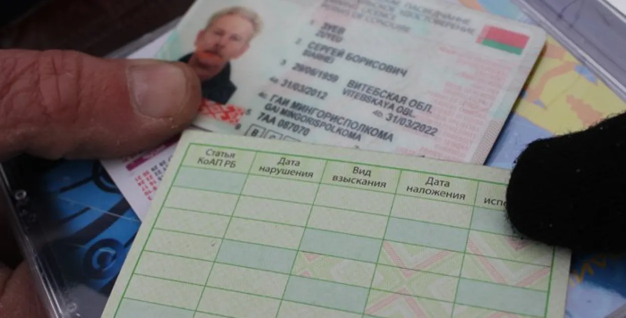 У Расіі хочуць дазволіць працаваць таксістам з беларускімі правамі