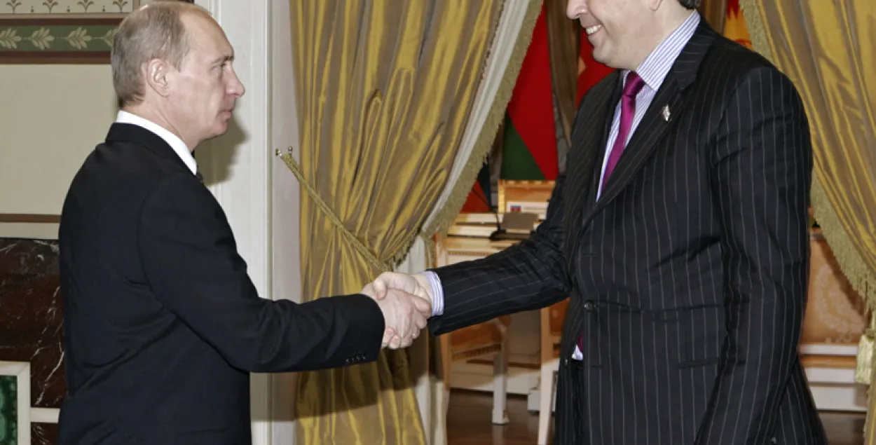 Владимир Путин и Михаил Саакашвили. Фото из архива Reuters