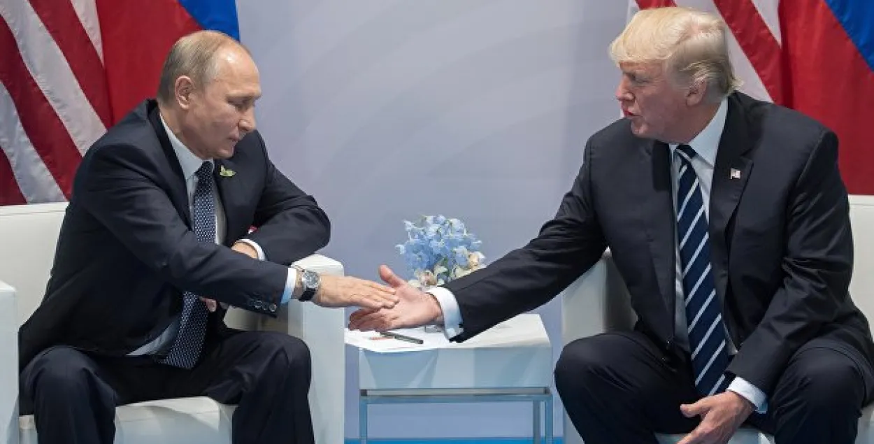 Трамп падпіша новы закон аб санкцыях ЗША супраць Расіі