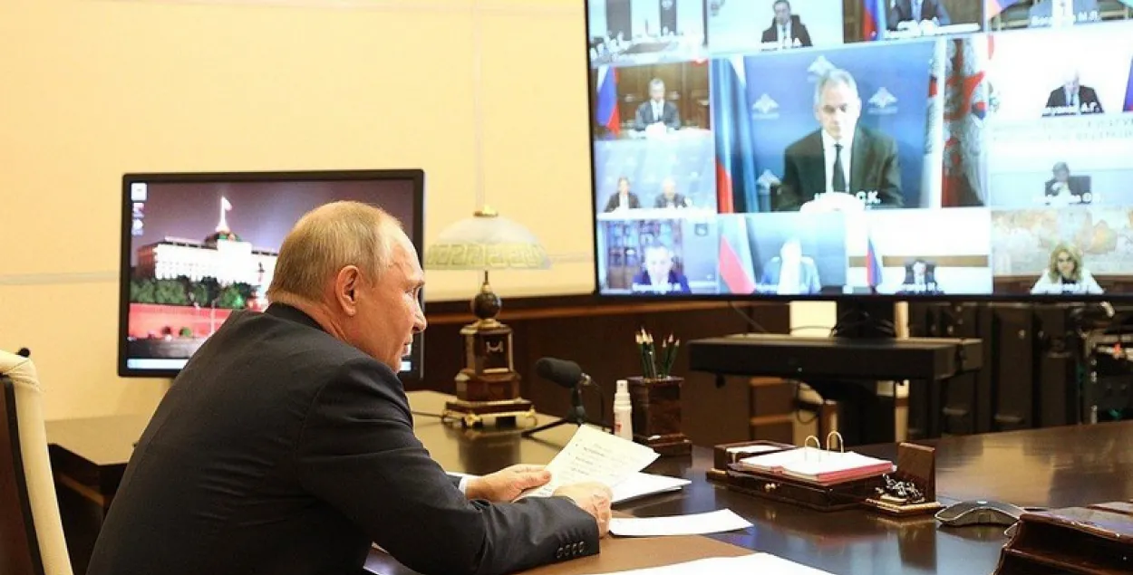Владимир Путин во время совещания / kremlin.ru​