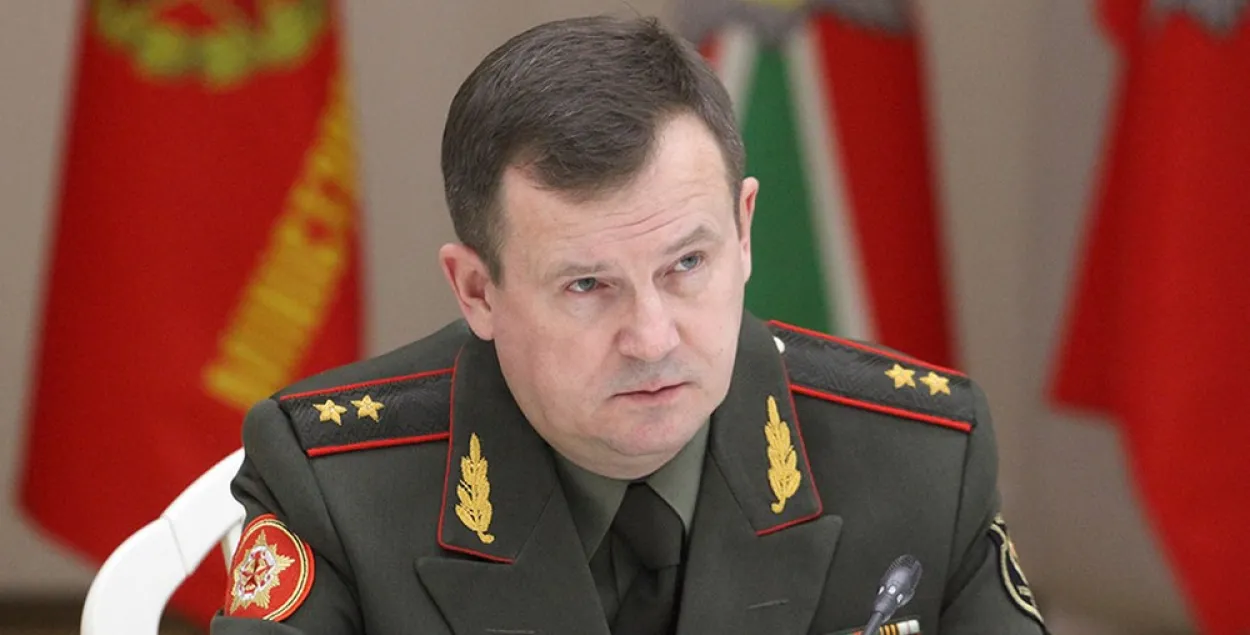 Раўкоў: У Беларусі не ставіцца задача цалкам перайсці на кантрактнае войска