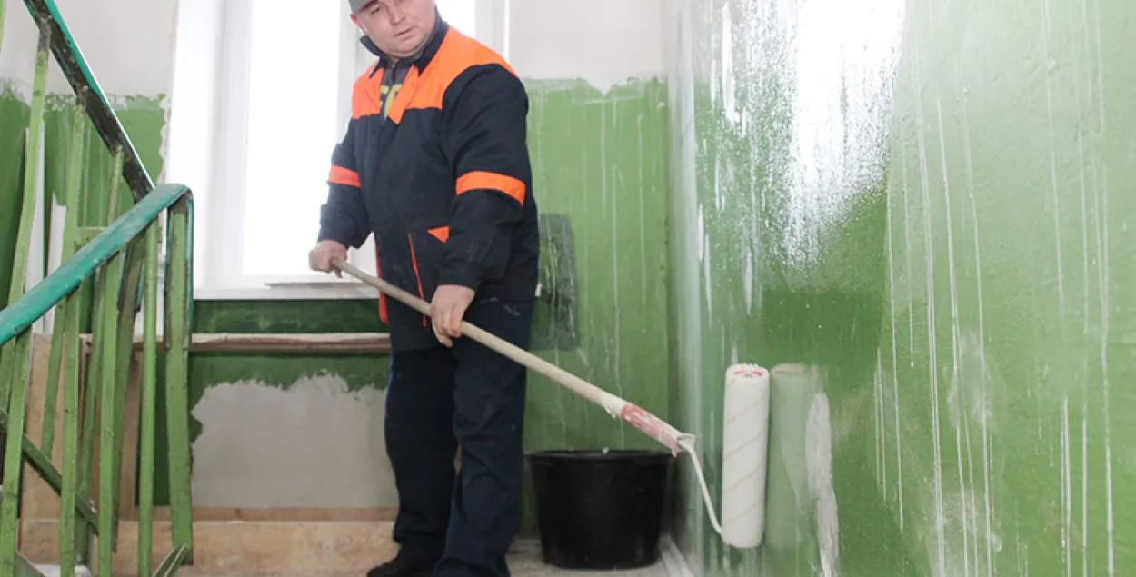 Каждый пятый обновленный подъезд в Минске жильцы ремонтировали за свой счет