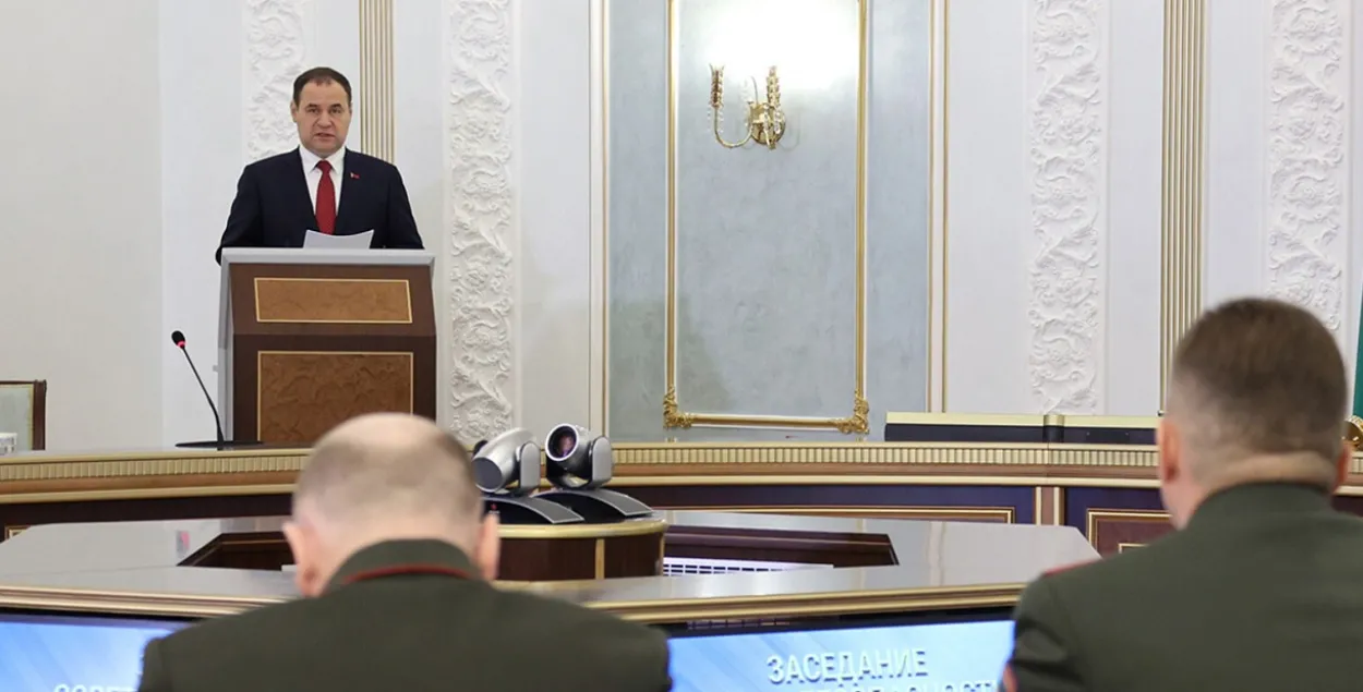 Премьер-министр Роман Головченко выступает на Совбезе РБ, 7 апреля 2022-го​ / president.gov.by
