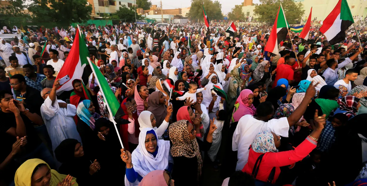 В Судане предотвратили военный переворот спустя три месяца после смены власти