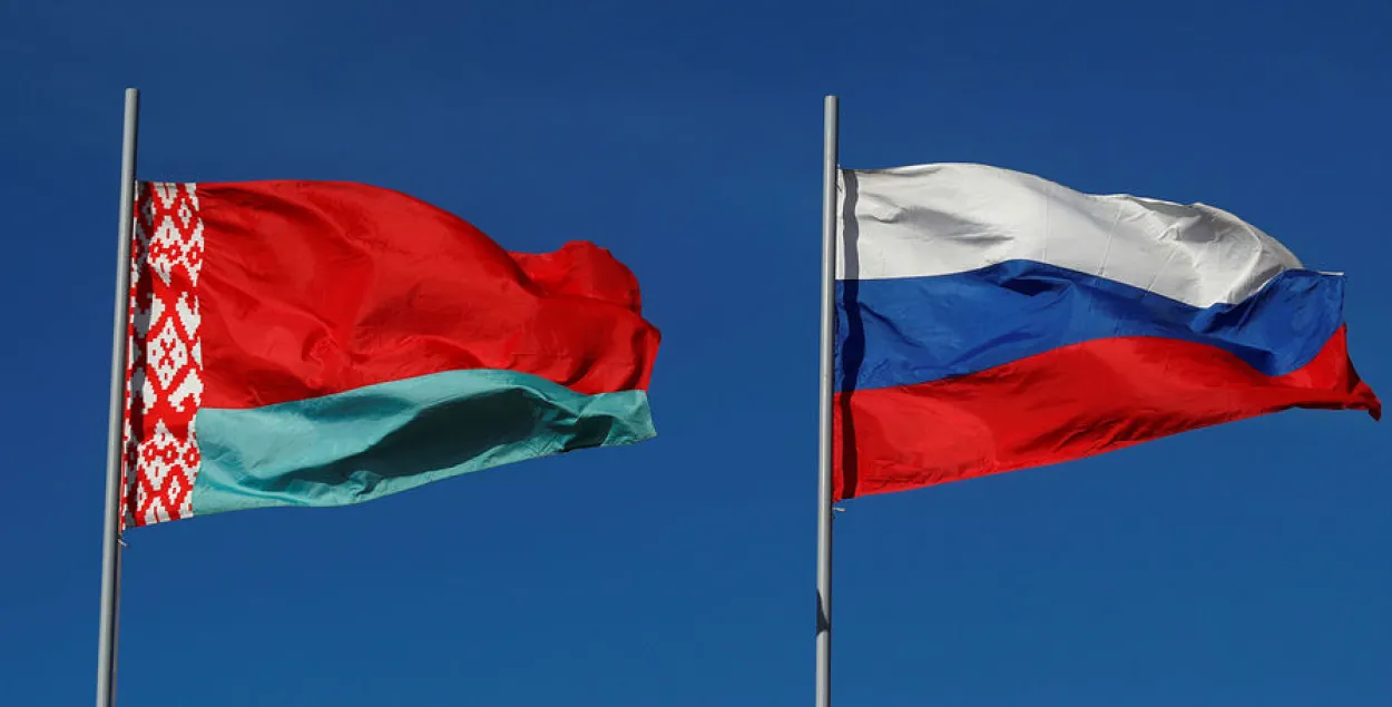 Лукашэнка: Беларусь будзе незалежнай, але зробіць максімум у аб'яднанні з Расіяй