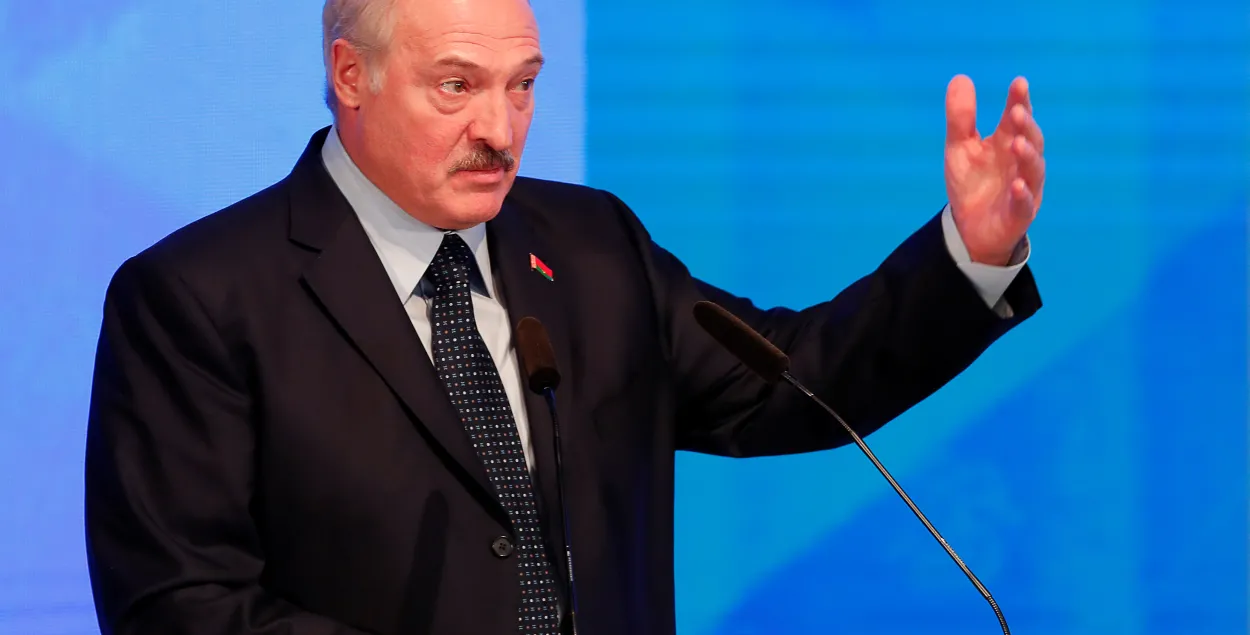 Лукашенко готов провести выборы на Донбассе