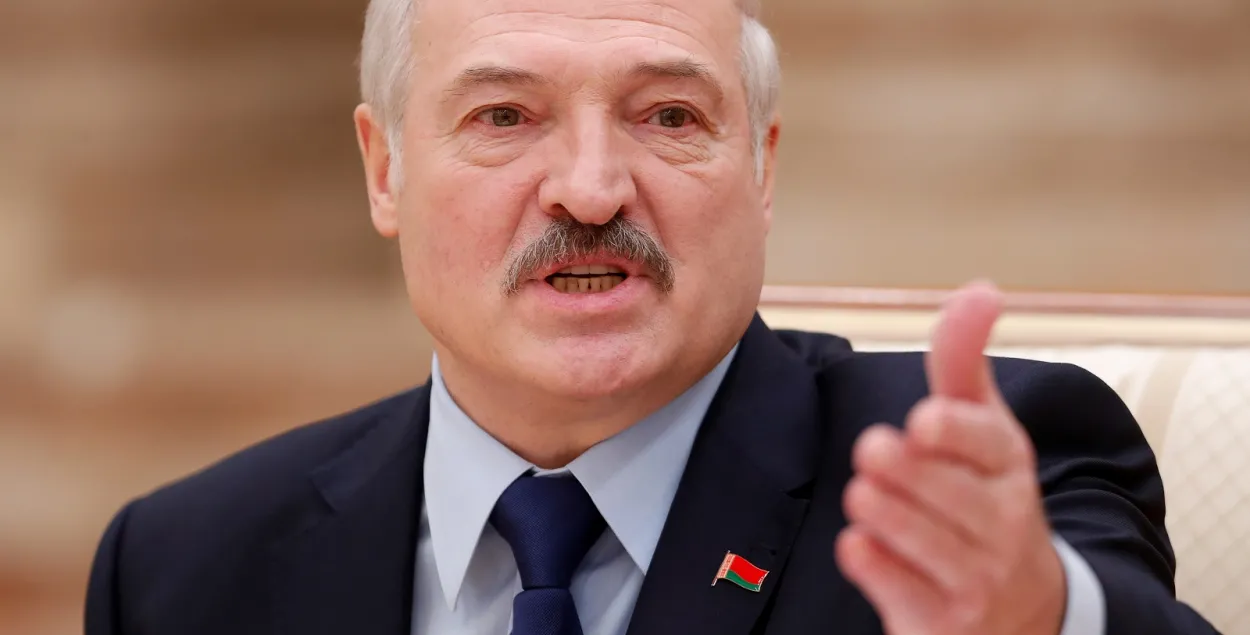 Лукашэнка абрынуўся на СМІ: выдварайце адсюль, калі яны клічуць на майданы