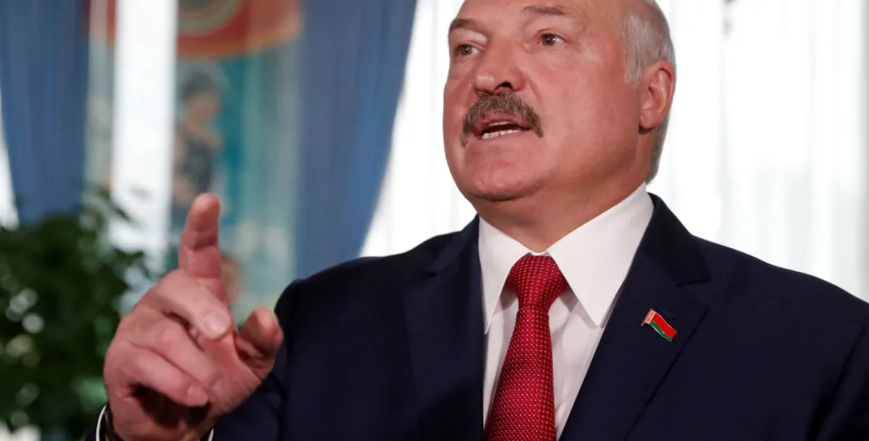 Лукашэнка: затрыманыя дырэктары цукровых заводаў просяцца "гной грузіць"