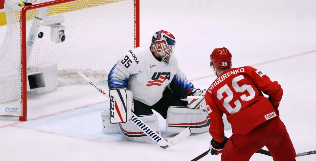 Россия и Канада вышли в полуфинал чемпионата мира по хоккею