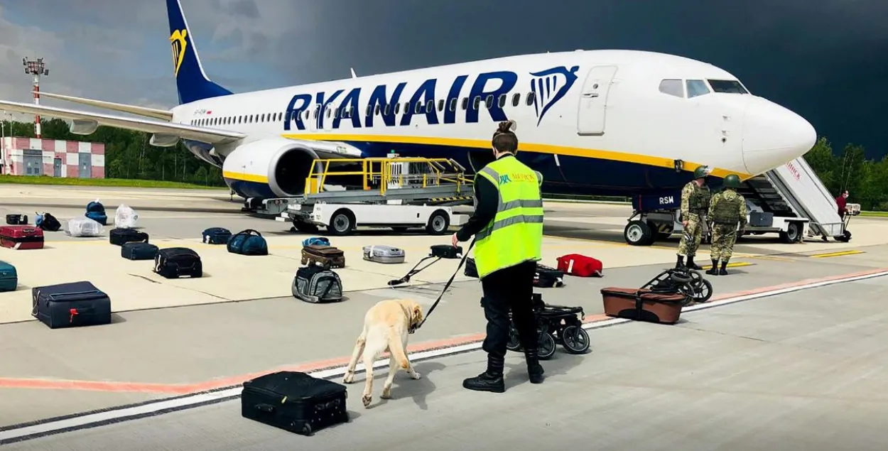 Самалёт кампаніі Ryanair здзейсніў вымушаную пасадку ў Мінску 23 траўня 2021 года / The Washington Post​