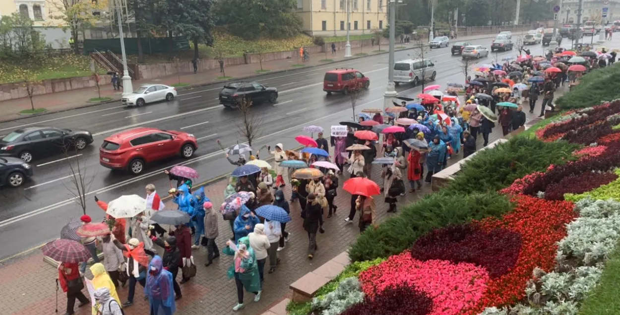 Марш матерей&nbsp;проходит в Минске 14 октября / Еврорадио​