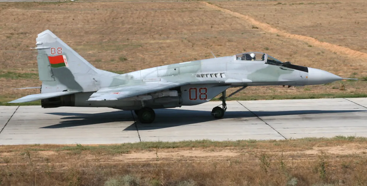 Беларусь перадала Сербіі чатыры знішчальнікі МіГ-29 