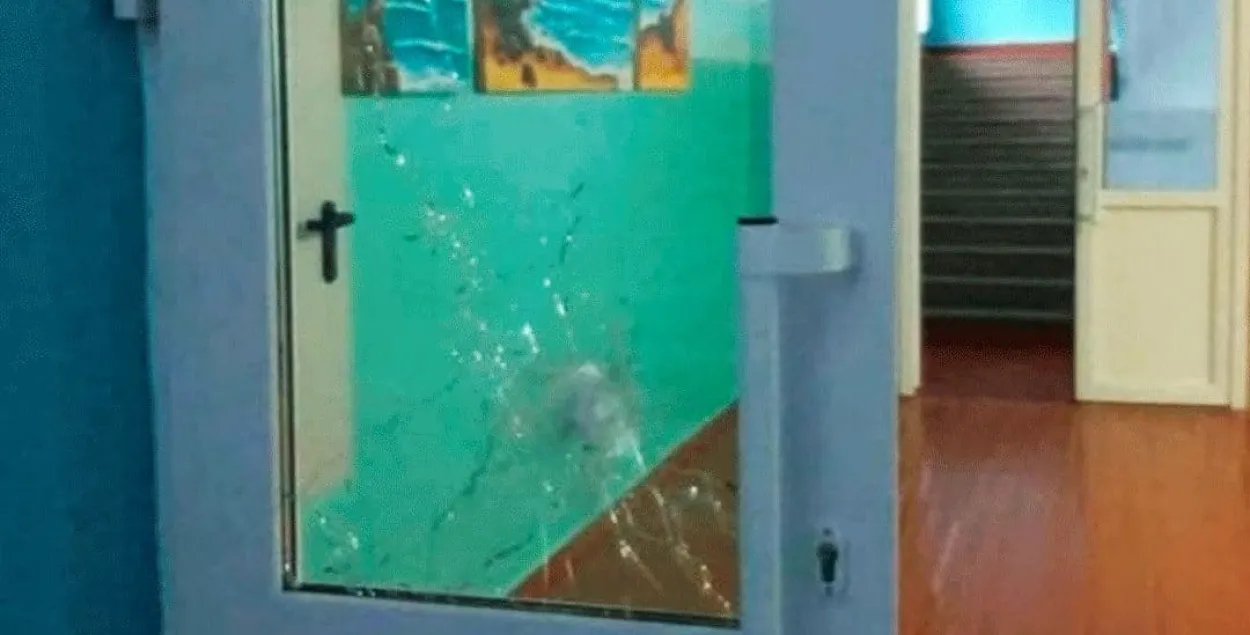 В Пермском крае России шестиклассник устроил стрельбу в школе