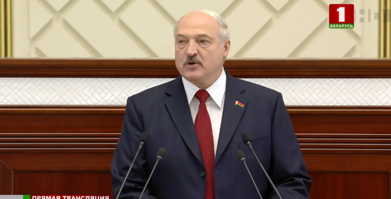 Лукашенко — о новой Конституции: в Беларуси не будет, как в Казахстане