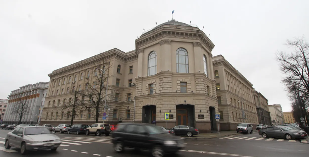 СМІ: украінцы сышлі з будынка СНД у Мінску