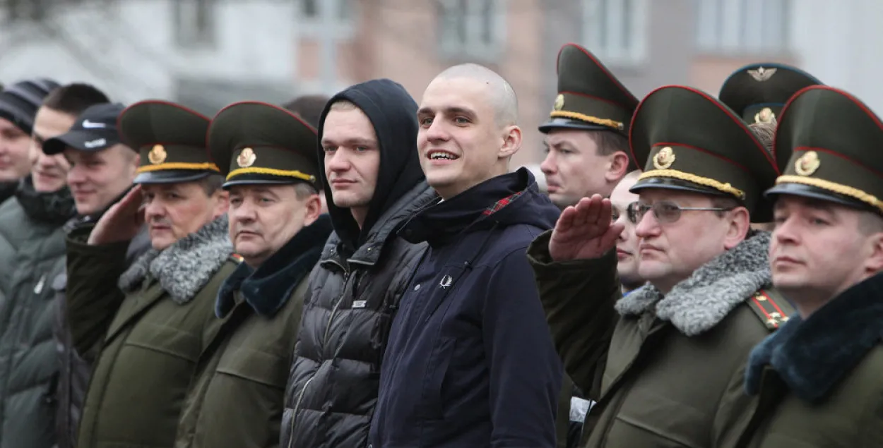 Альтэрнатыўную службу ў Беларусі пачалі 13 чалавек