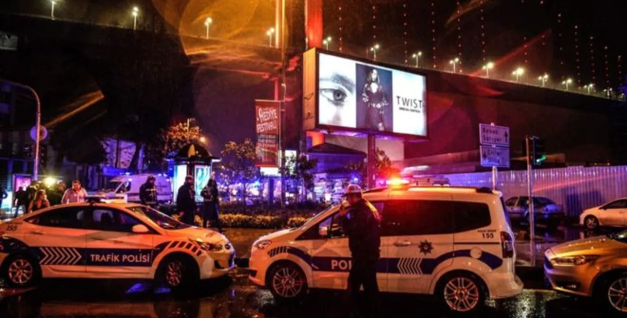 У турэцкім Стамбуле 39 чалавек загінулі падчас нападу на начны клуб