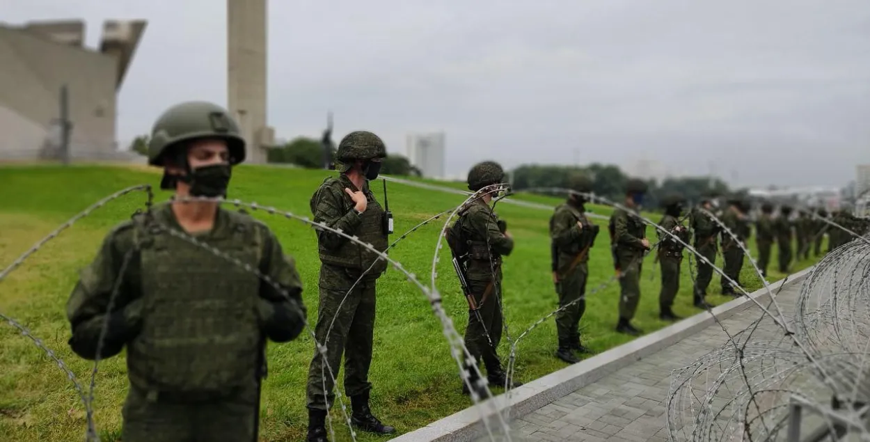 МЗС Украіны — беларускаму: пракладваць сабе дарогу дубінкамі — шлях у нікуды