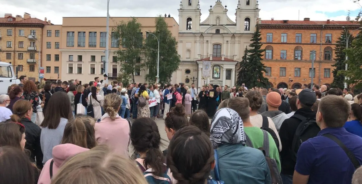 В Минске молились за мир христиане разных конфессий / Еврорадио​