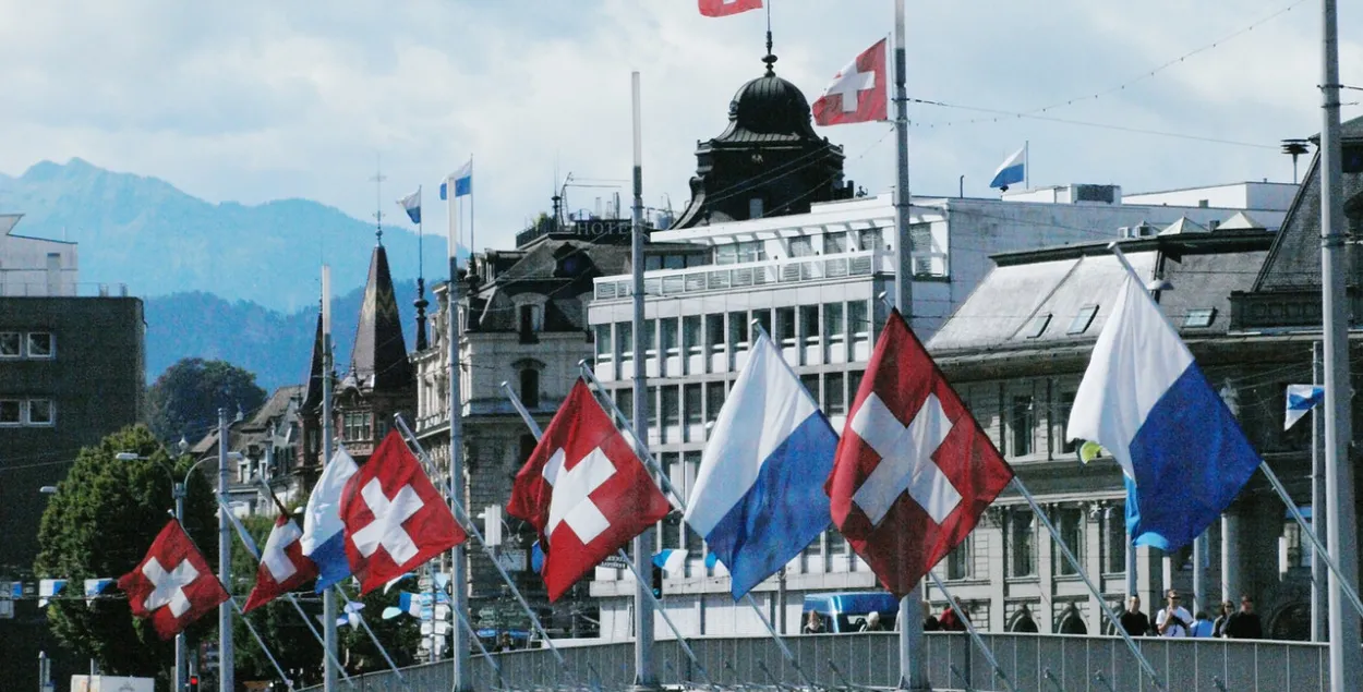 Швейцария расширила санкции против официального Минска​ / Pexels, Silke Schümann