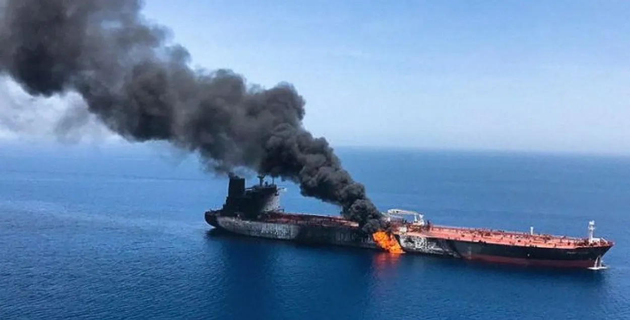При взрыве на танкере в Находке погибли три человека