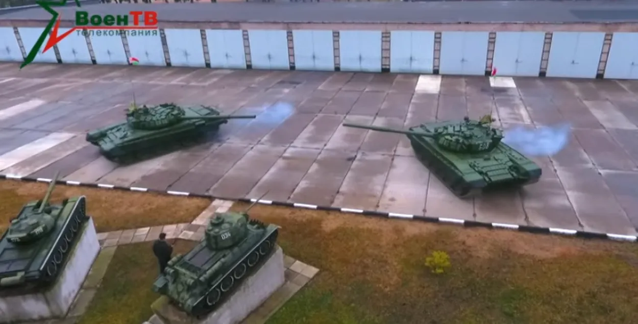 Беларускія танкісты выканалі ў Печах танкавы вальс