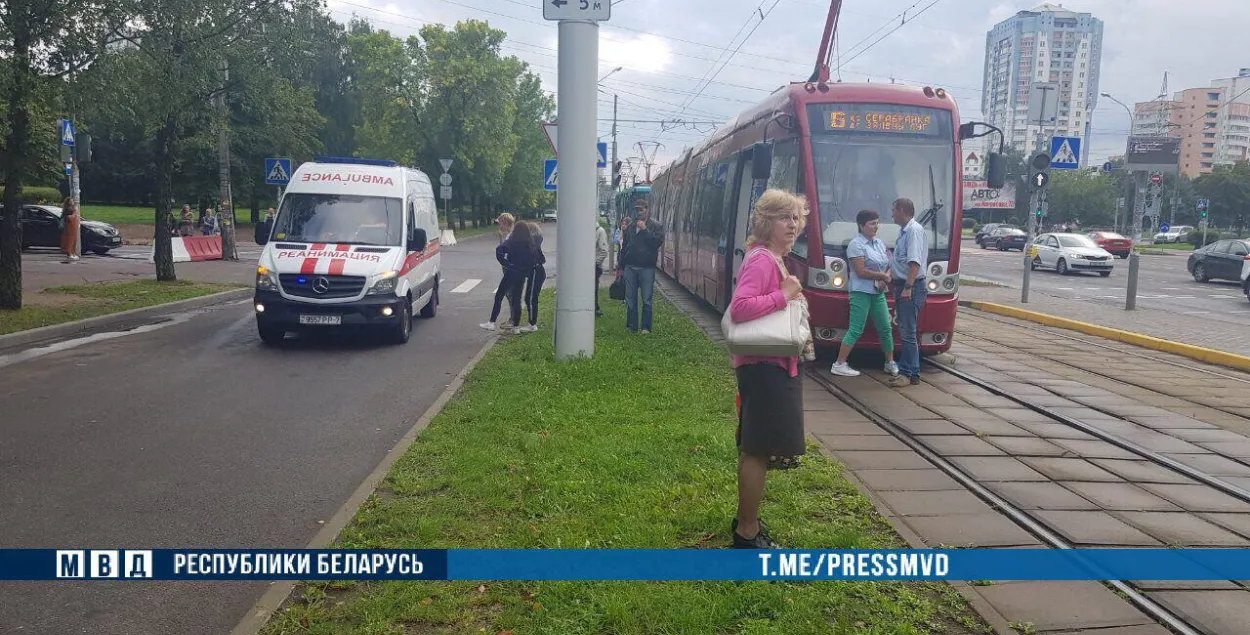 У Мінску пад трамвай трапіла 11-гадовая школьніца