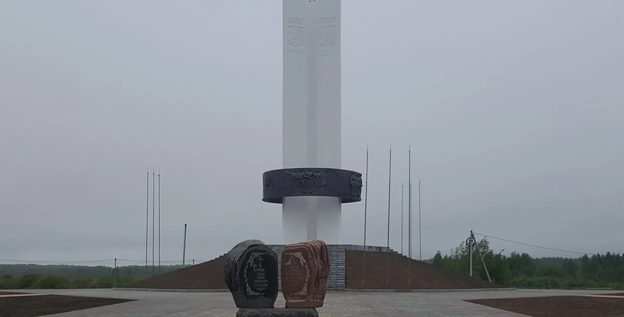 Памятник &quot;Три сестры&quot;​ / cg.gov.ua