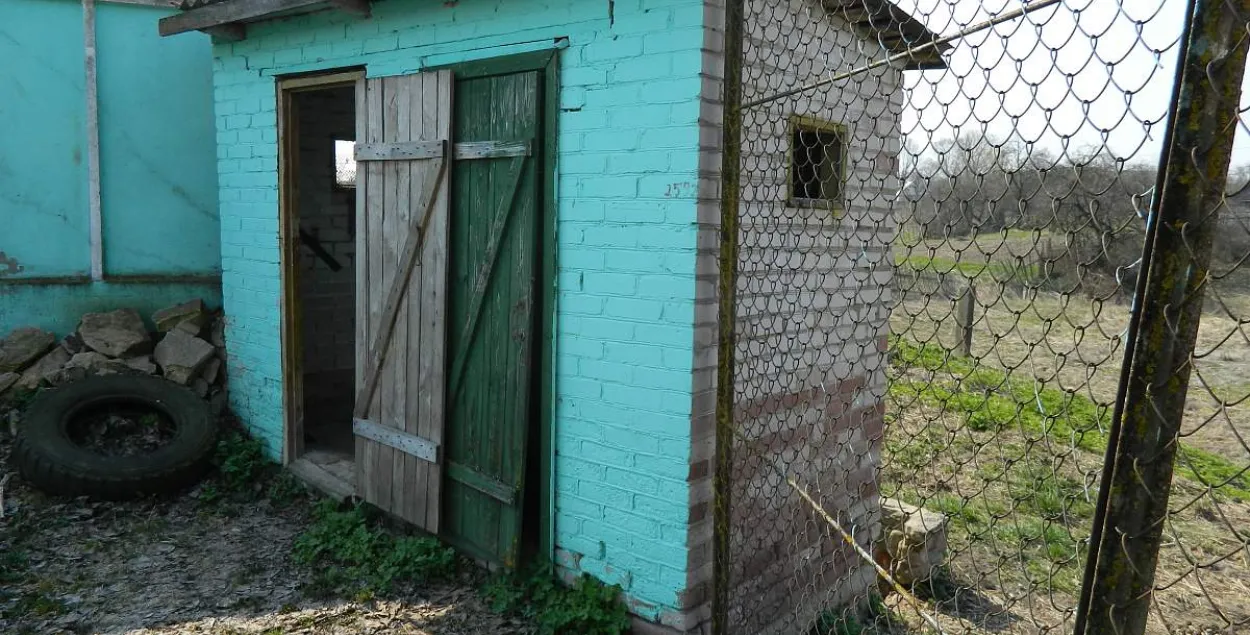 В Витебской области с аукциона продают… туалет 
