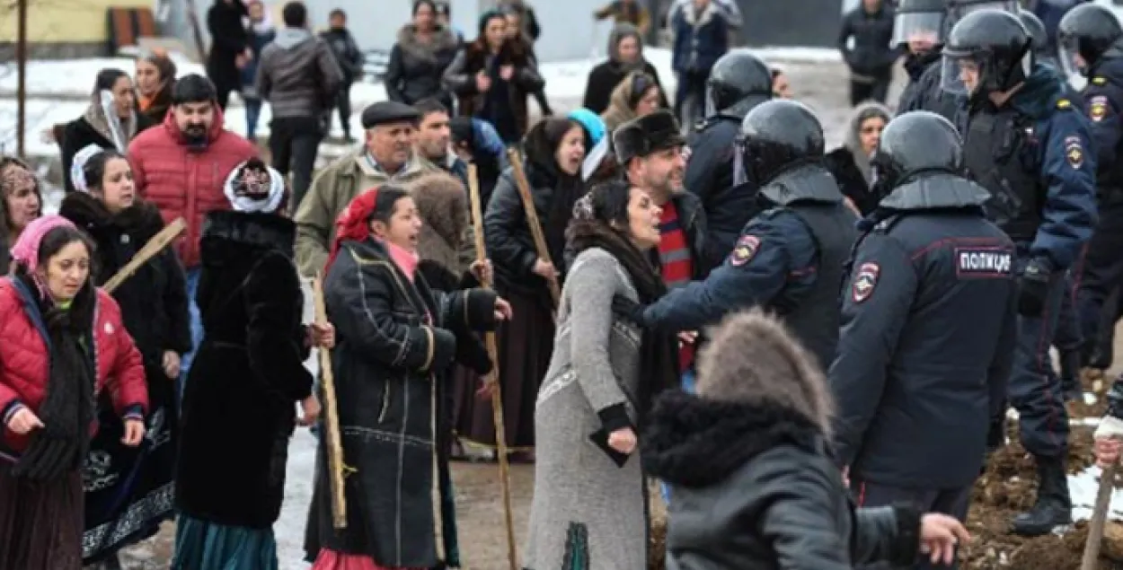 Пасля бунту цыганоў у пасёлак пад Тулай увялі 500 паліцэйскіх