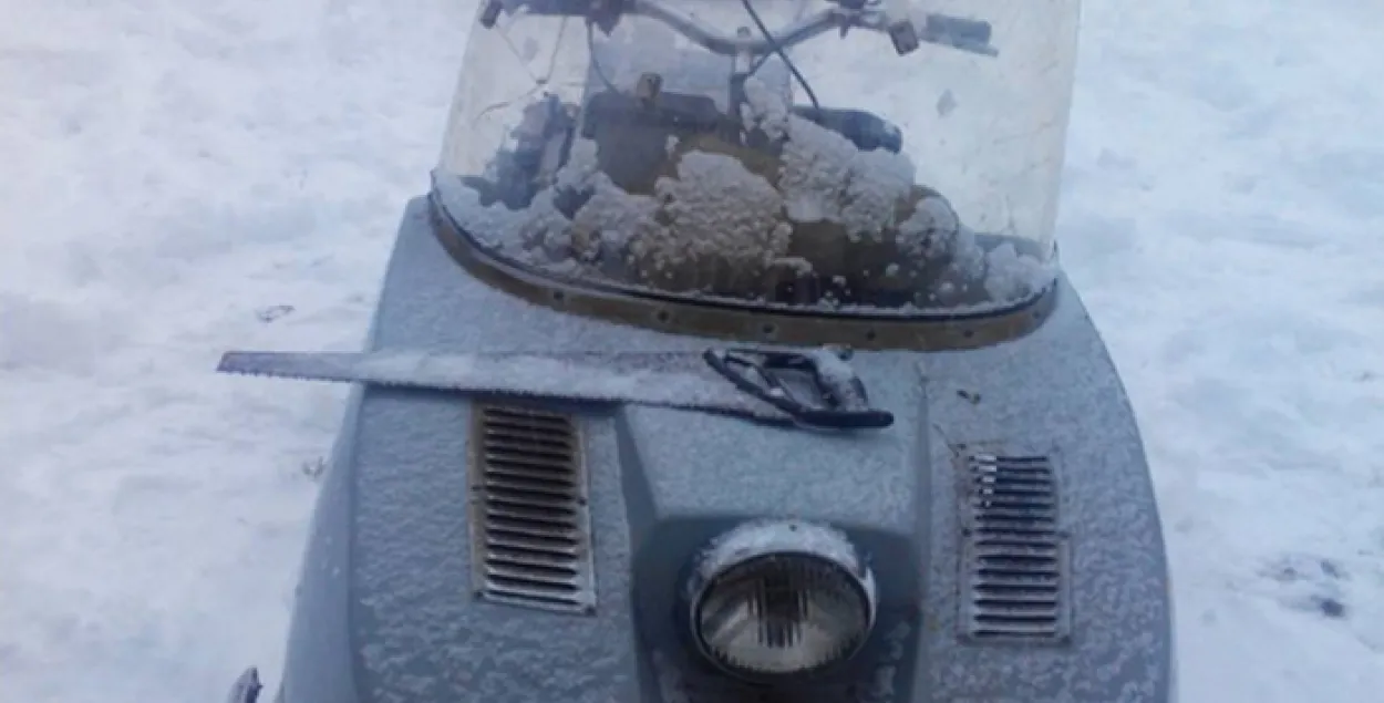 Украінец на снегаходзе прарваўся праз беларуска-ўкраінскую мяжу (фота)