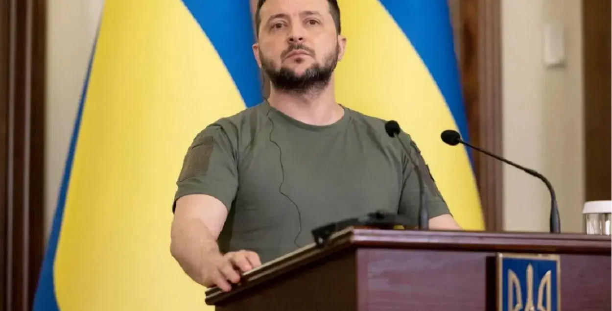 Зяленскі: Украіна гатовая да перамоў для эвакуацыі людзей з "Азоўсталі"