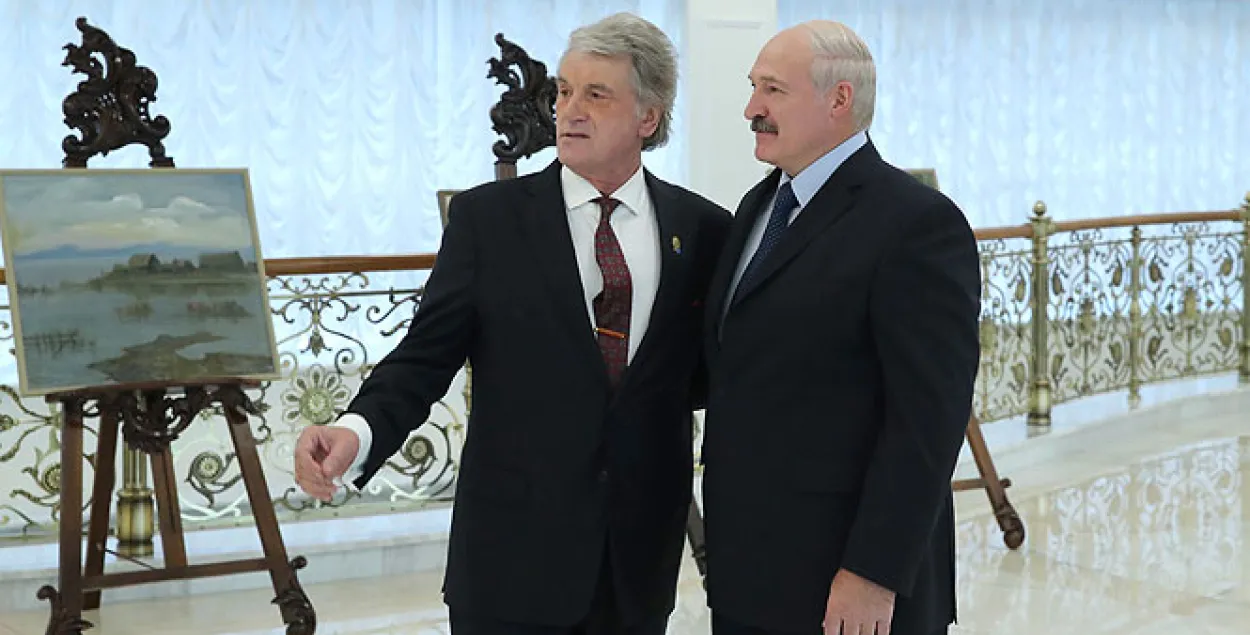 Ющенко будет представлять Киев в минских переговорах по Донбассу?