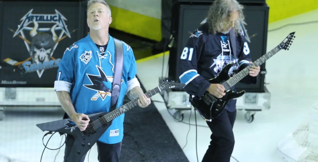 Metallica выконвае гімн перад фіналам Кубка Стэнлі (відэа)