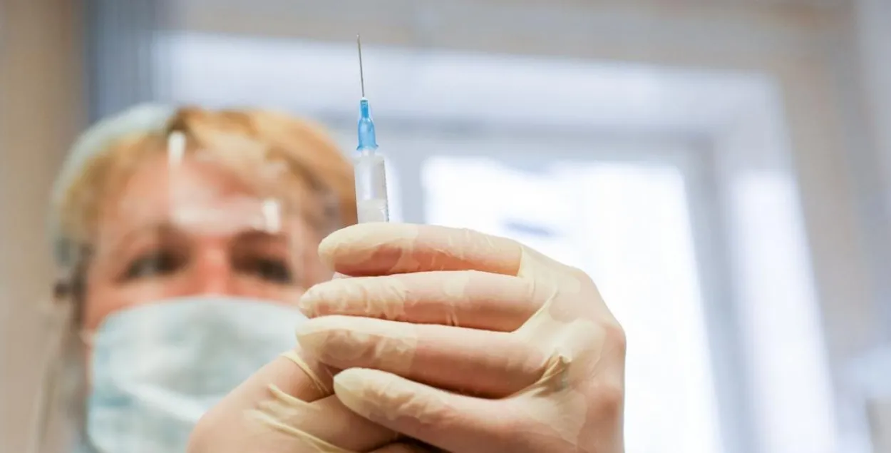 Минздрав назвал число полностью вакцинированных белорусов