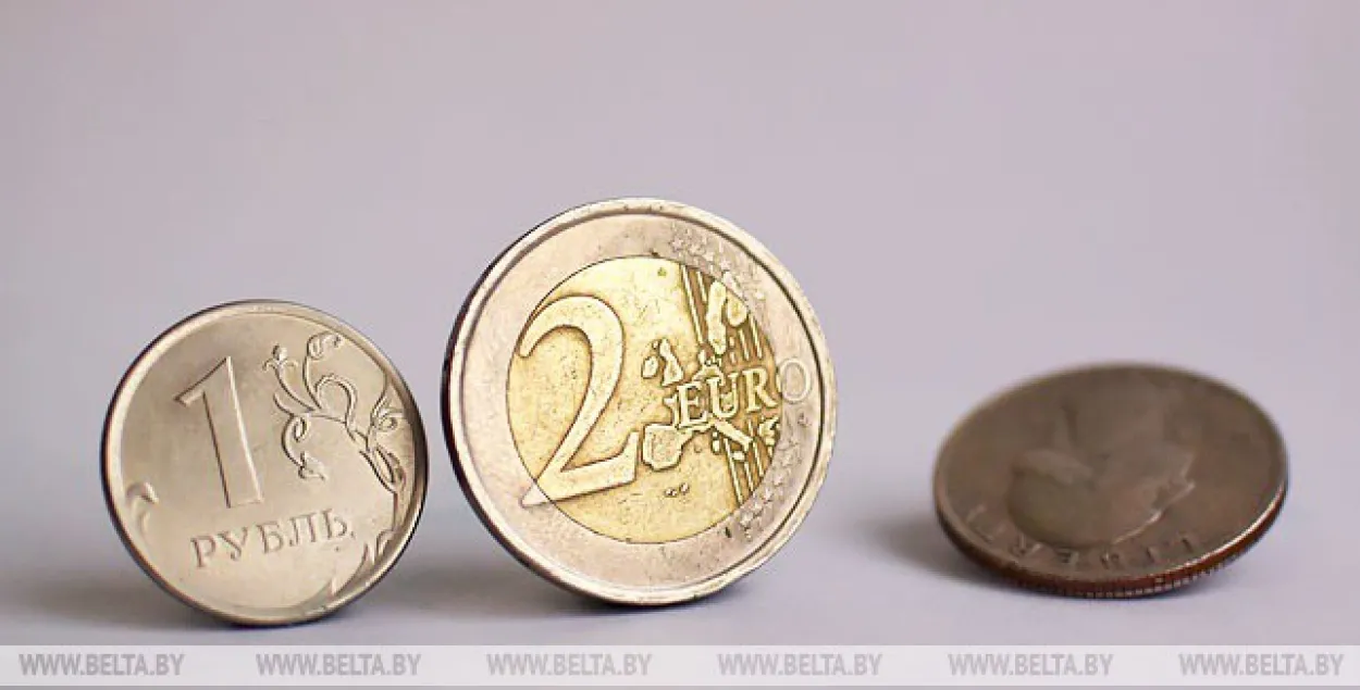 На першых таргах года ў Беларусі выраслі курсы ўсіх асноўных валютаў