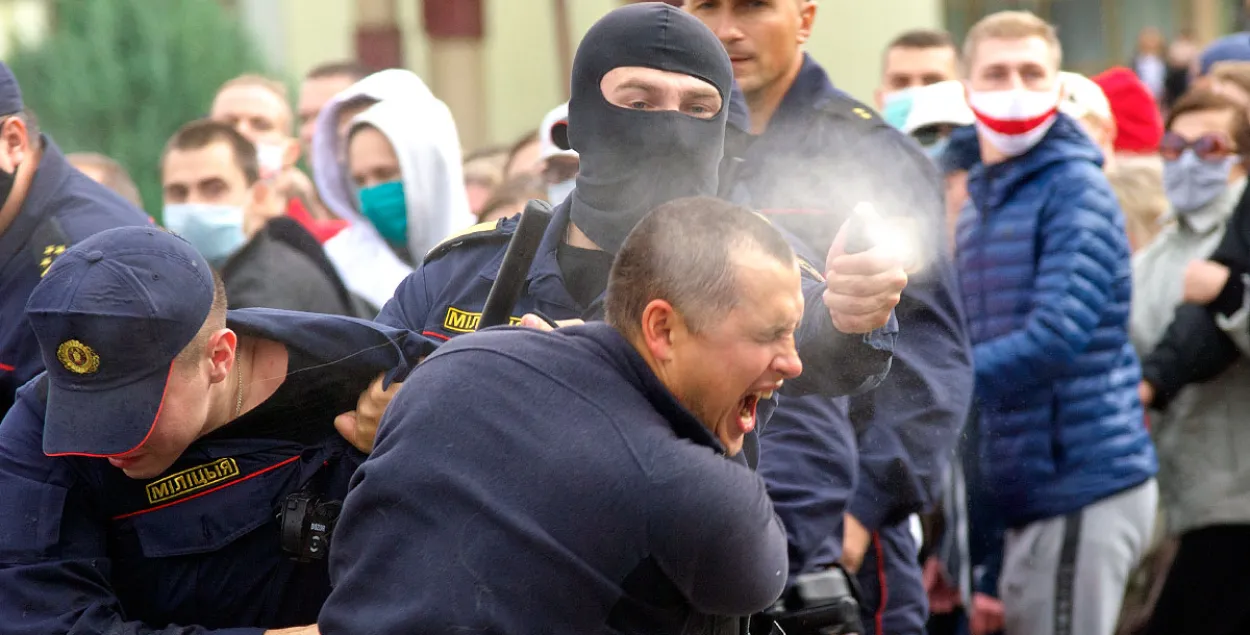 СК проверял 13 фактов злоупотребления силой со стороны силовиков в Витебске  | Новости Беларуси | euroradio.fm