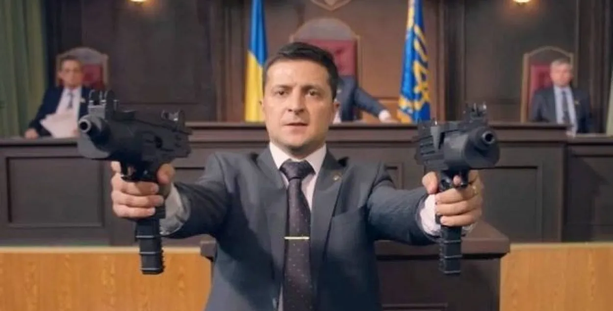Президент Голобородько в парламенте, кадр из сериала​