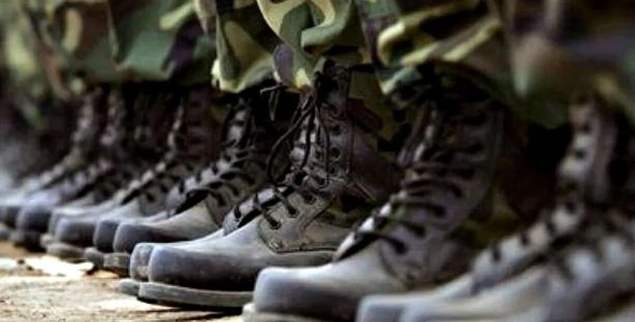 Белорусские студенты будут изучать начальную военную подготовку / realinstitutoelcano.org, иллюстративное фото
