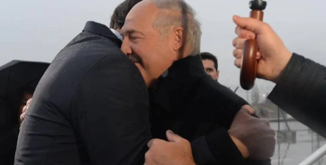 "Добро пожаловать, большой друг": как Вучич встретил Лукашенко в Сербии