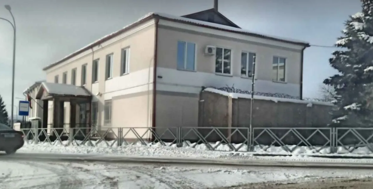 Нынешнее здание милиции в Петрикове