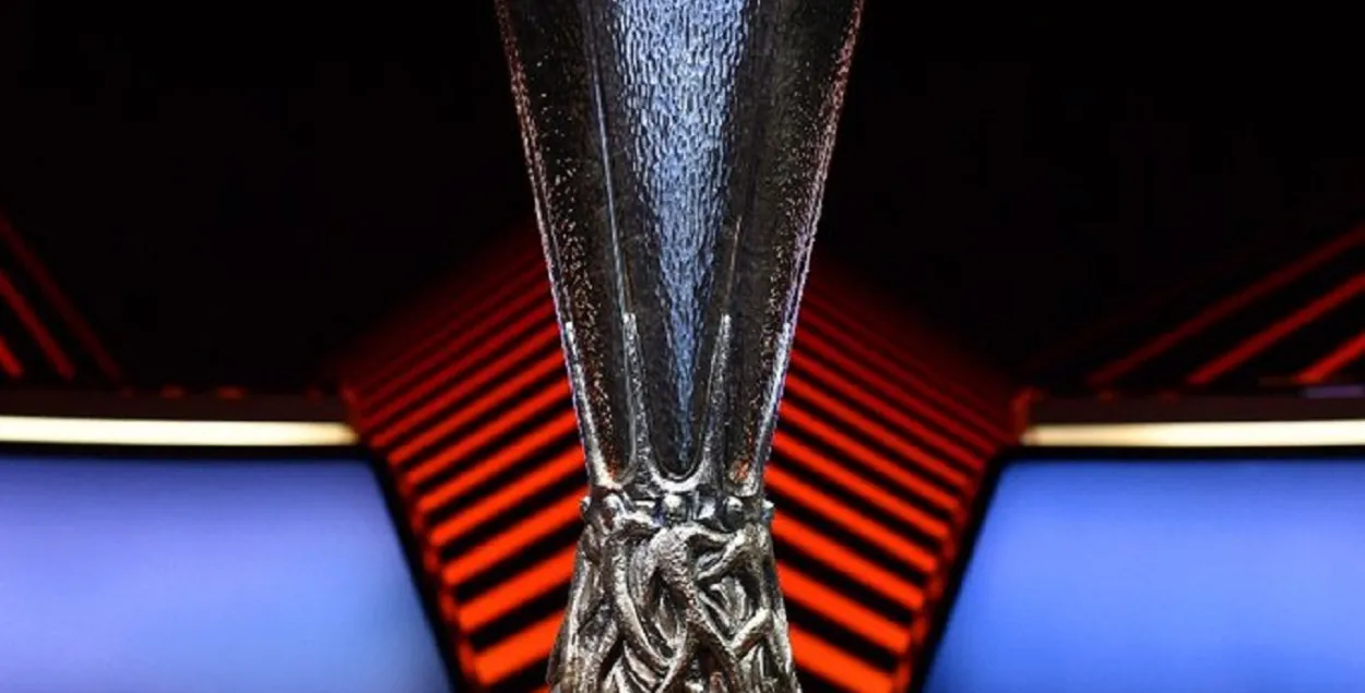 Почётный трофей / twitter.com/UEFA