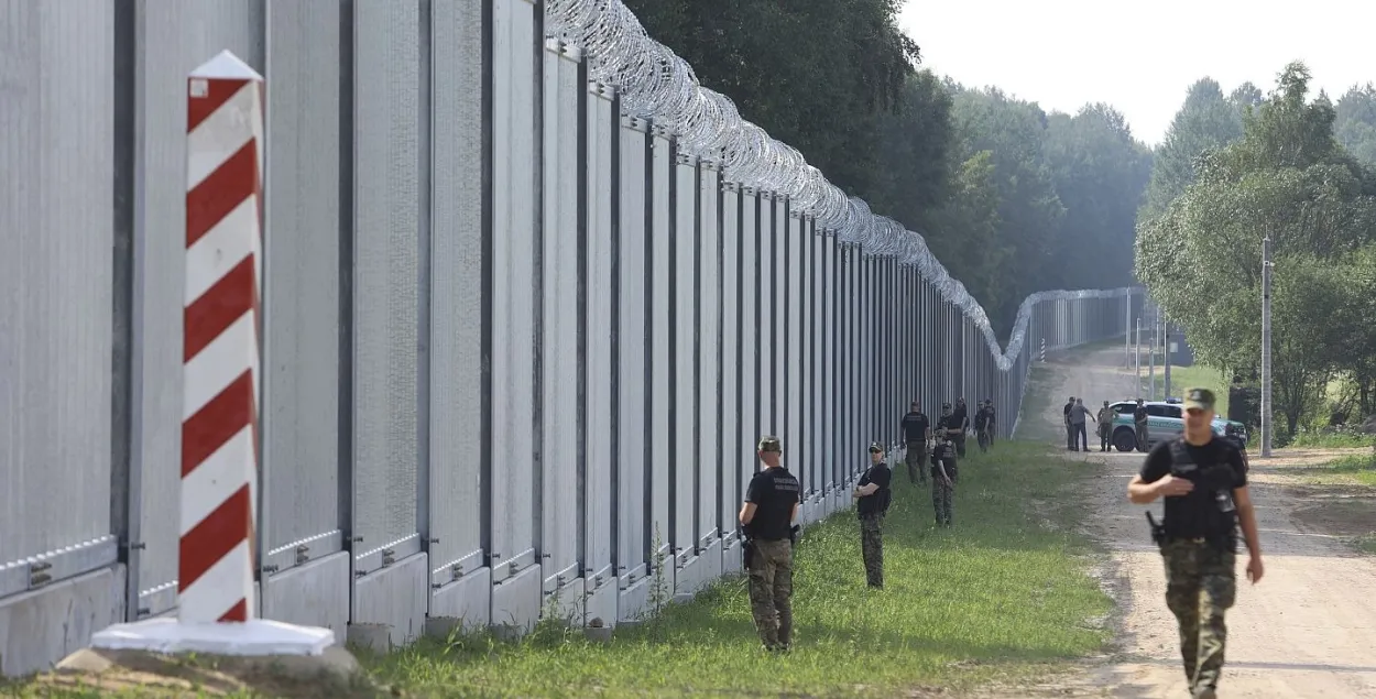 Забор на белорусско-польской границе