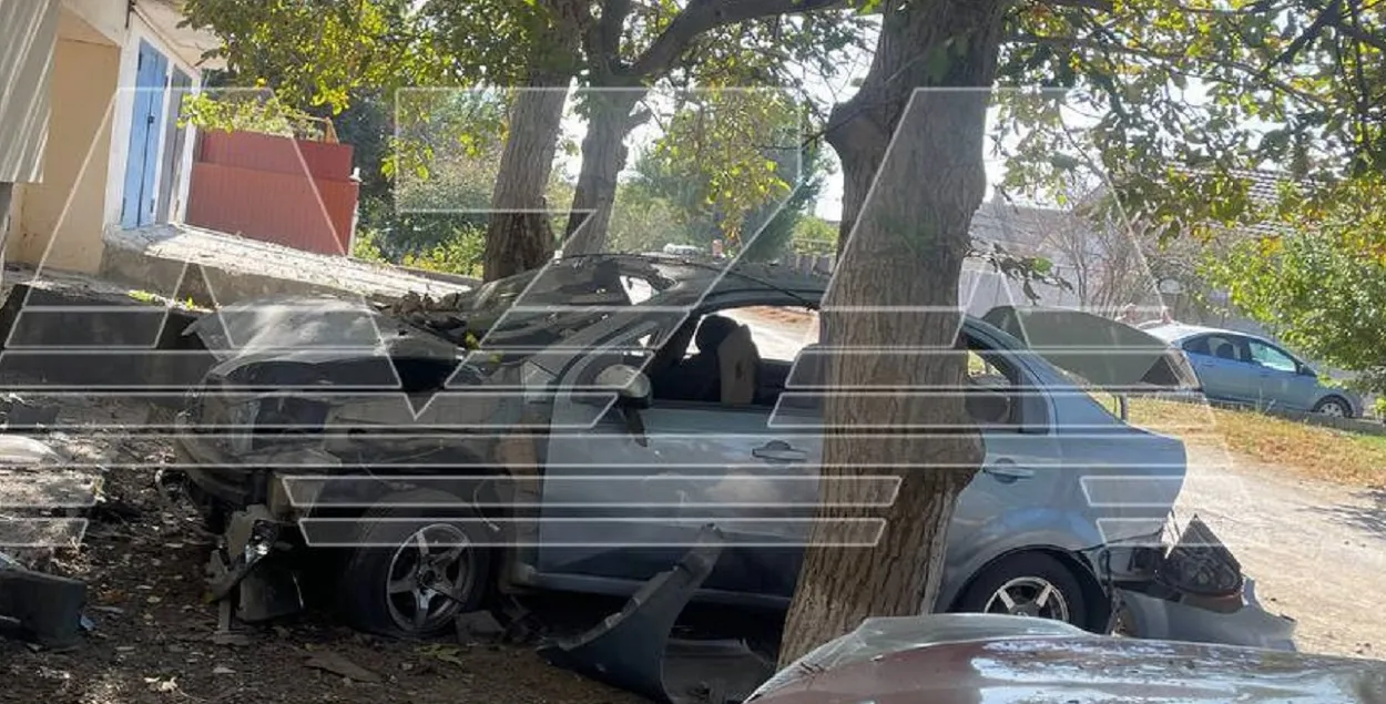 Взорванный автомобиль в Джанкое