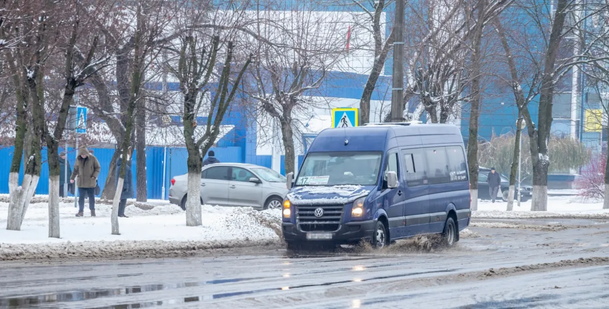 В Борисове пьяные пассажиры напали на водителя маршрутки | Новости Беларуси  | euroradio.fm