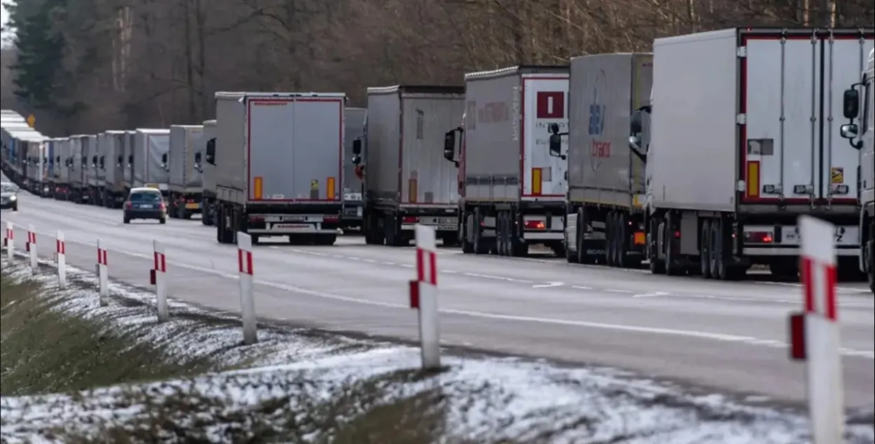Польские перевозчики хотят заблокировать границу с Беларусью
