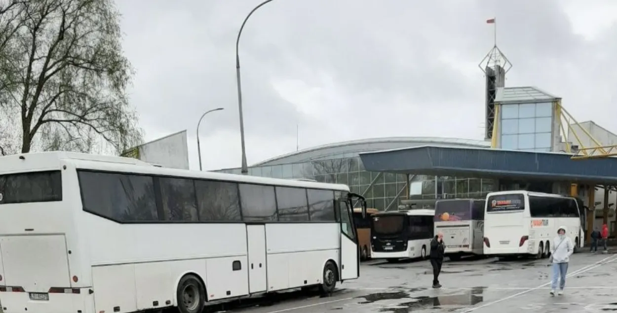 Автобусы в пункте пропуска "Варшавский мост — Тересполь"

